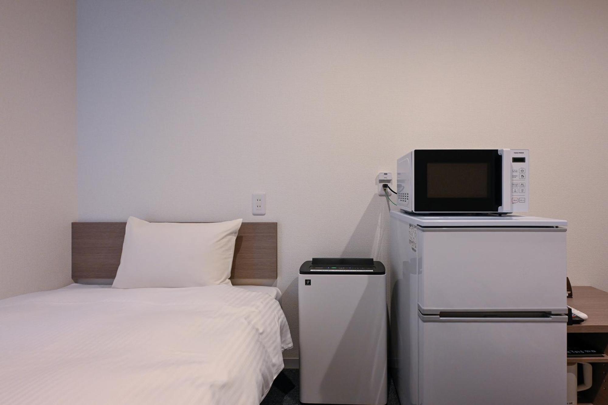 Hotel R9 The Yard Kanra מראה חיצוני תמונה